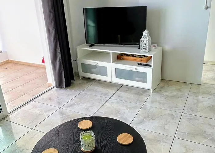 Casa Sea Breeze דירה לרנקה