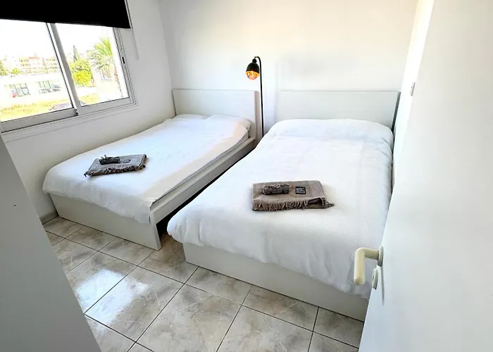 Casa Sea Breeze לרנקה