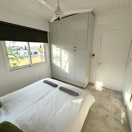 Casa Sea Breeze Larnaca