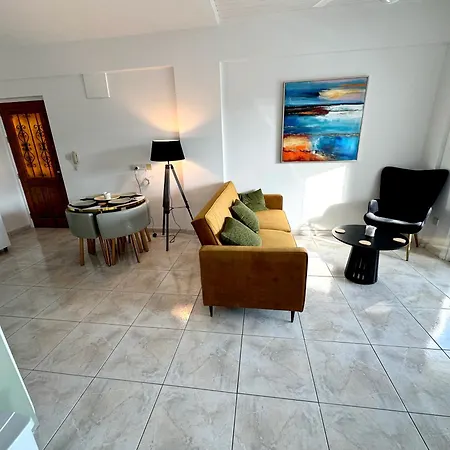 Casa Sea Breeze Larnaca